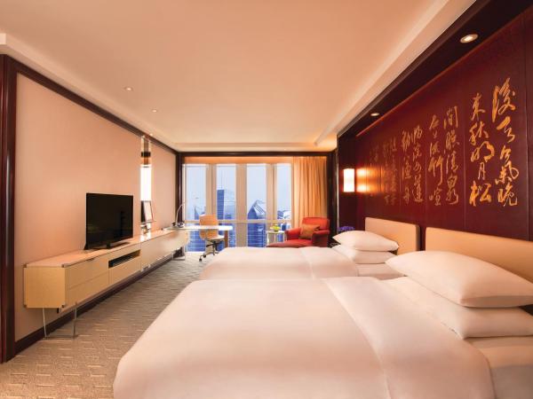 Grand Hyatt Shanghai : photo 1 de la chambre chambre lits jumeaux - vue sur rivière