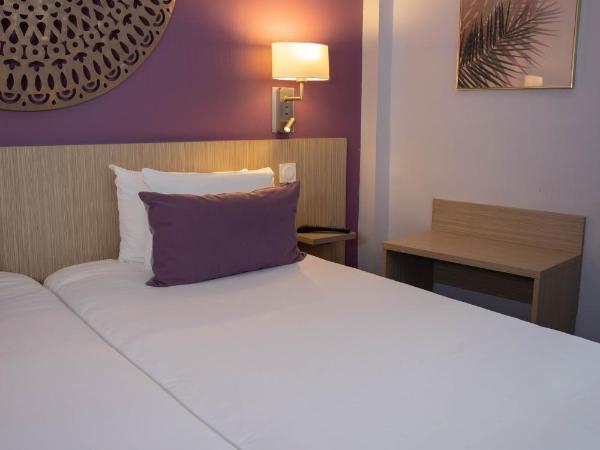 Hotel Continental : photo 4 de la chambre chambre lits jumeaux supérieure