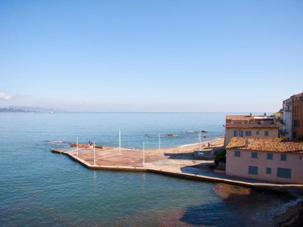 Hotel la Ponche : photo 8 de la chambre suite junior - vue sur mer