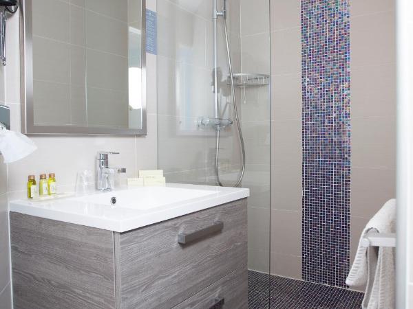 Hôtel Baptistin : photo 1 de la chambre chambre double supérieure - vue sur mer - deuxième Étage