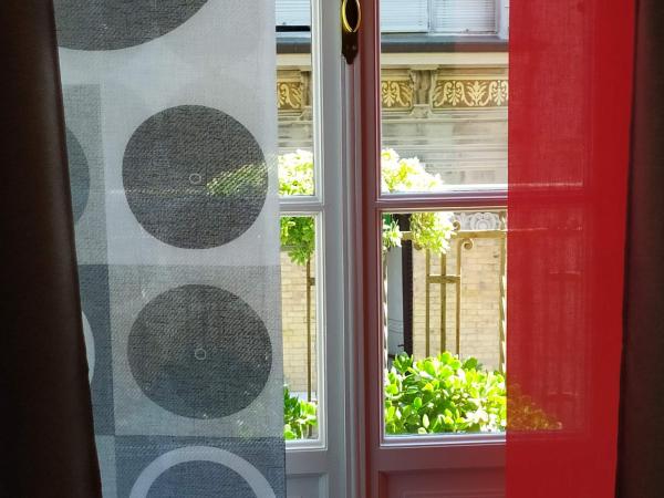 Alma Clara B&B : photo 9 de la chambre chambre double ou lits jumeaux avec salle de bains privative