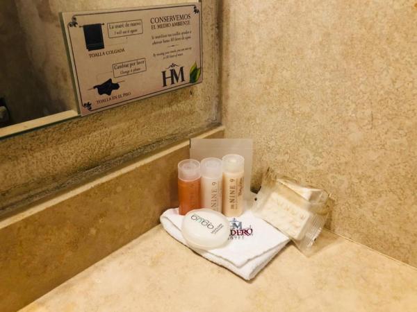 Hotel Madero : photo 8 de la chambre chambre lit queen-size deluxe