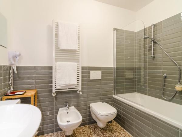 Ca' Monteggia Guest House : photo 6 de la chambre chambre double supérieure