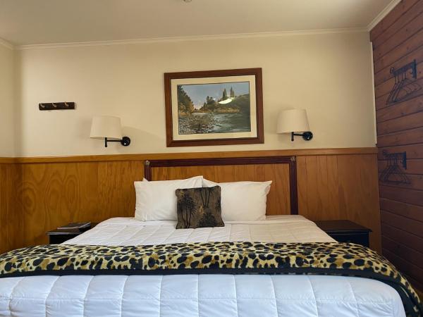 Lakefront Lodge Taupo : photo 1 de la chambre chambre familiale