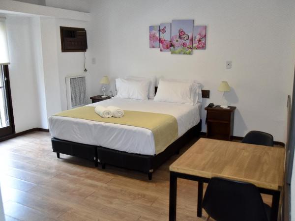 EMILIA HOTEL : photo 6 de la chambre chambre double supérieure