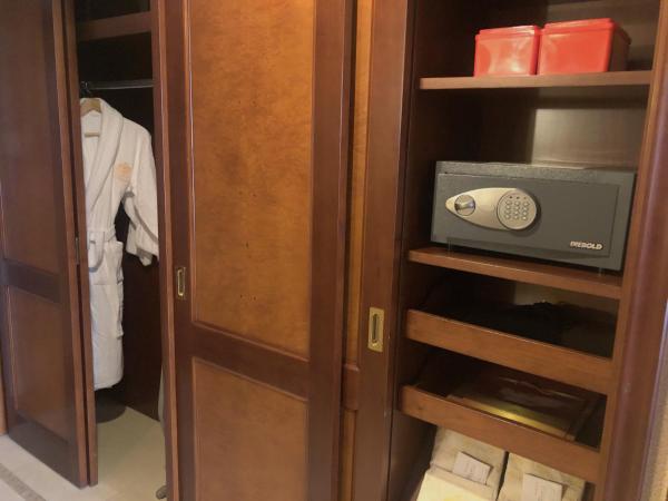 Shanghai Fenyang Garden Boutique Hotel : photo 1 de la chambre chambre double affaires