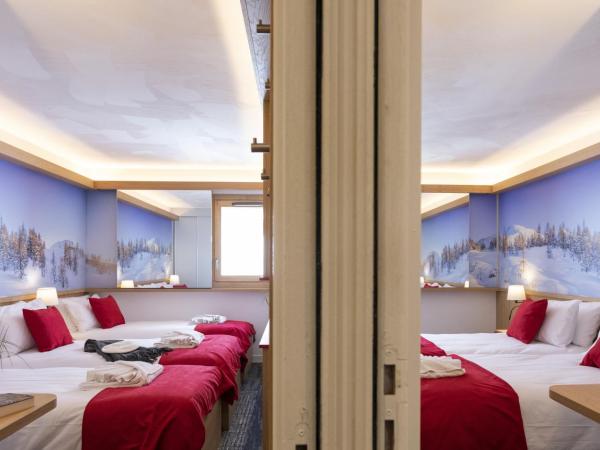 Hôtel Club mmv Plagne 2000 : photo 2 de la chambre chambre familiale