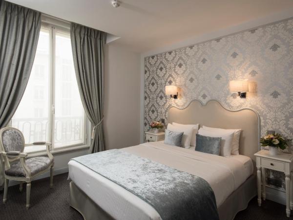 Hôtel Saint-Pétersbourg Opéra & Spa : photo 1 de la chambre chambre double classique