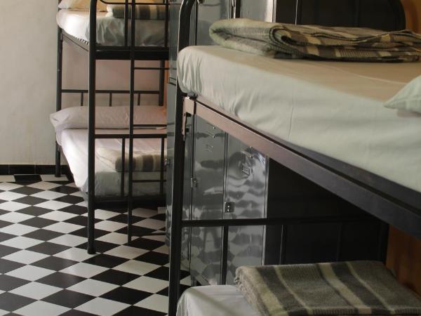 Hostel New York : photo 3 de la chambre lit simple dans dortoir mixte de 6 lits avec salle de bains commune