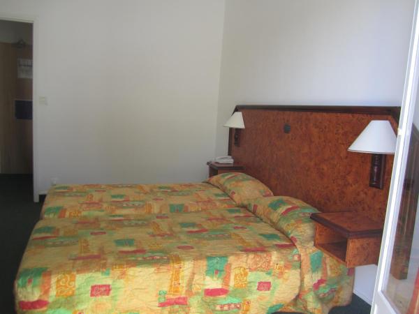 Hotel Madame Mere : photo 3 de la chambre chambre lits jumeaux - côté montagne