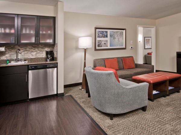 Staybridge Suites - Charlotte Ballantyne, an IHG Hotel : photo 3 de la chambre suite 2 chambres avec 2 salles de bains - non-fumeurs