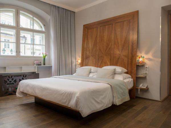 Design Hotel Neruda : photo 5 de la chambre chambre double de luxe design