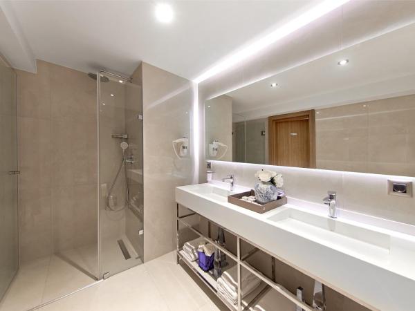 Lady Diana Hotel : photo 8 de la chambre chambre double supérieure