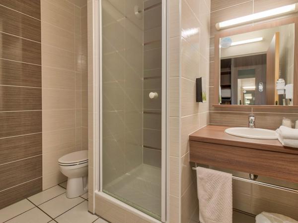 B&B HOTEL Saint Jean de Luz : photo 6 de la chambre chambre double