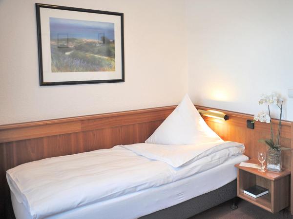 Hotel und Landhaus 'Kastanie' : photo 5 de la chambre chambre simple