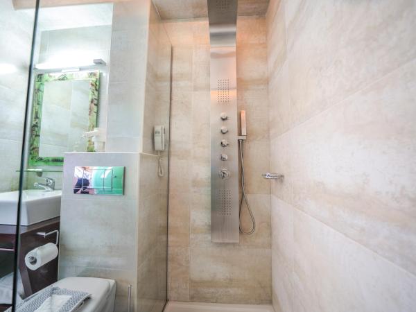 Forest Park Hotel : photo 10 de la chambre suite avec vue panoramique sur la mer