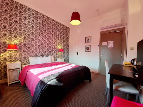 Hotel Mondial : photo 7 de la chambre chambre double supérieure