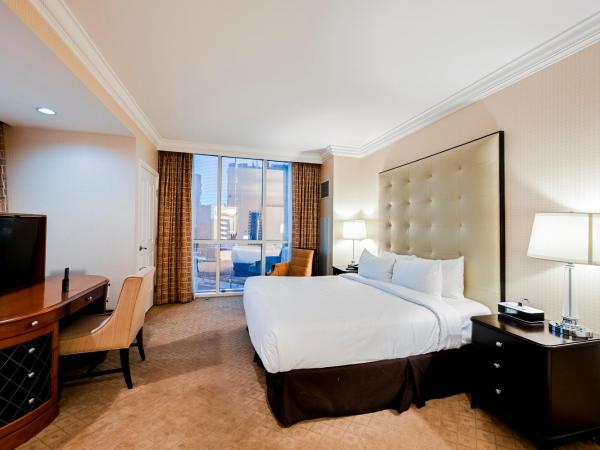 Signature Rental by Owner Direct : photo 6 de la chambre two-bedroom - strip view & balcony