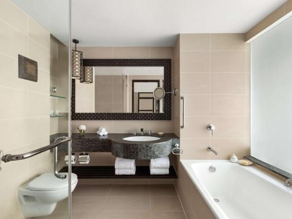 Shangri-La Tanjung Aru, Kota Kinabalu : photo 8 de la chambre chambre lit king-size kinabalu avec vue sur mer