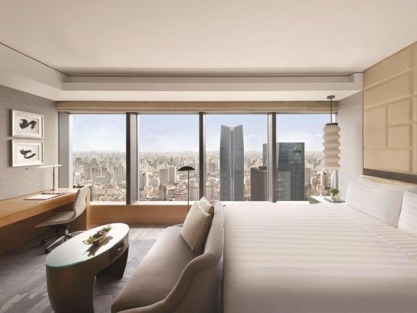 Jing An Shangri-La, Shanghai : photo 3 de la chambre chambre lit king-size de luxe