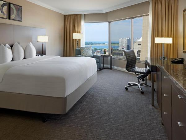 InterContinental Toronto Centre, an IHG Hotel : photo 4 de la chambre chambre lit king-size classique
