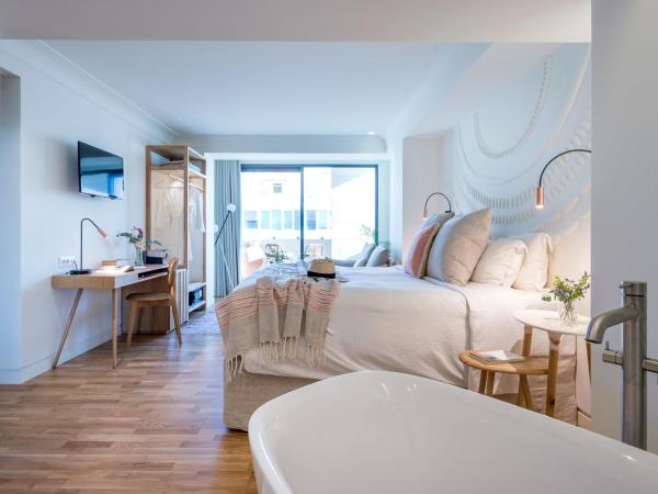 Niche Hotel Athens : photo 3 de la chambre suite niche design