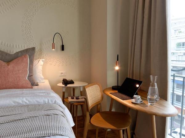 Niche Hotel Athens : photo 10 de la chambre chambre niche - vue sur colline du lycabette