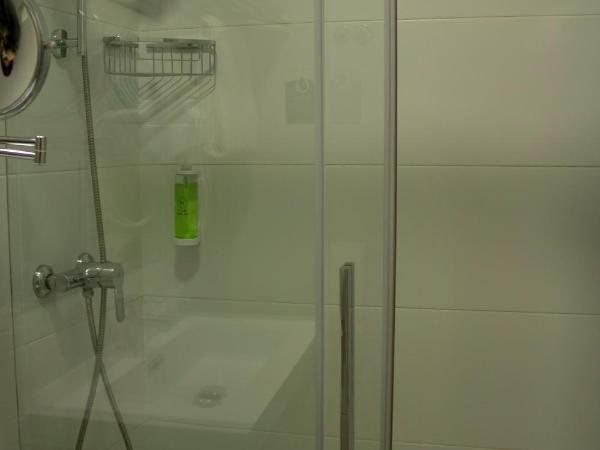 Alda Alborán Rooms : photo 3 de la chambre chambre triple