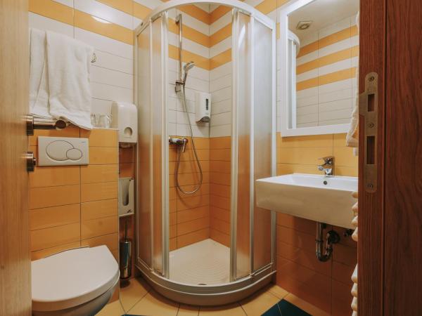 Hotel Sliško : photo 5 de la chambre chambre triple standard