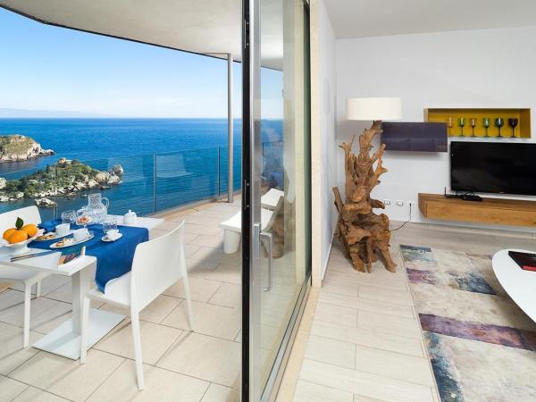 Isola Bella Infinity Suites : photo 3 de la chambre appartement - vue sur mer