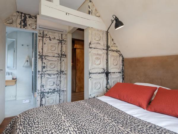 B&B La Villa d'Olne : photo 7 de la chambre chambre double ou lits jumeaux avec douche