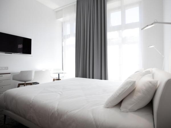 Hotel C2 : photo 1 de la chambre chambre double supérieure