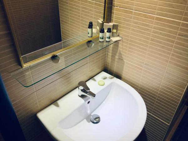 Akrotiri Hotel : photo 7 de la chambre chambre double - vue sur mer