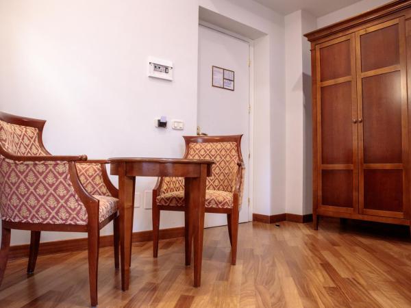 Best Western Ai Cavalieri Hotel : photo 3 de la chambre chambre lits jumeaux standard