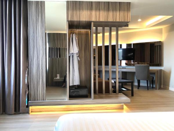 Hermann Hotel Pattaya - SHA Extra Plus : photo 5 de la chambre suite exécutive