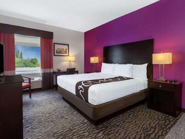 La Quinta by Wyndham Tampa Bay Area-Tampa South : photo 1 de la chambre chambre lit king-size - non-fumeurs