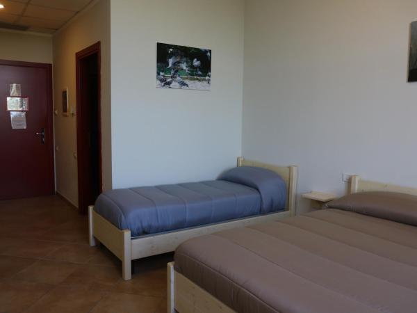 Student's Hostel Parma : photo 6 de la chambre chambre double