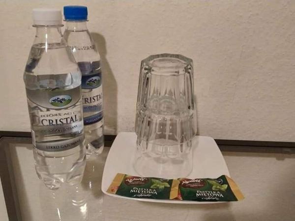 Helvetia Plus B&B - PRIVATE ROOMS and APARTMENTS : photo 4 de la chambre chambre lits jumeaux avec salle de bains