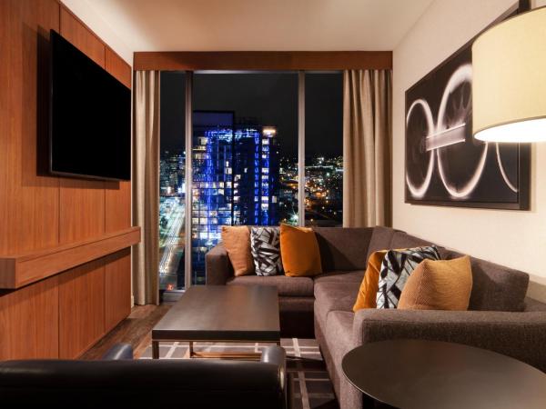 Grand Hyatt Nashville : photo 6 de la chambre grande suite d'angle lit king-size