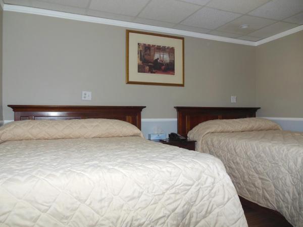 Motor Court Motel : photo 1 de la chambre chambre double avec 2 lits doubles - non-fumeurs