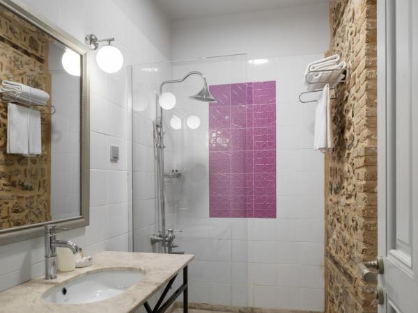 Delight Deluxe Hotel : photo 6 de la chambre chambre lits jumeaux standard