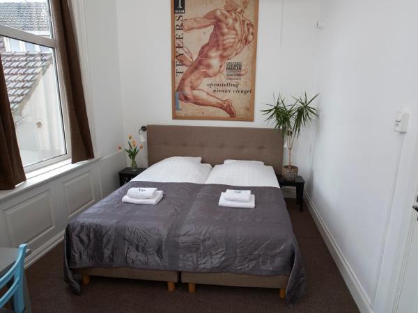 Bed & Breakfast Hotel Malts : photo 3 de la chambre chambre double avec terrasse