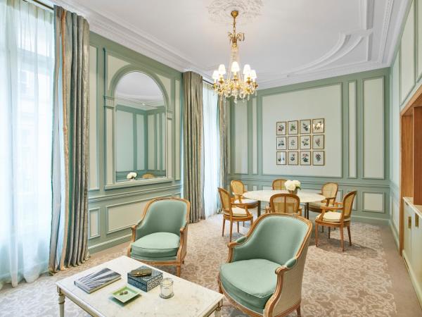 Le Meurice - Dorchester Collection : photo 4 de la chambre suite supérieure 