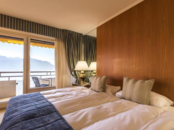 Royal Plaza Montreux : photo 3 de la chambre chambre double deluxe avec balcon - vue sur lac ou parc et lac