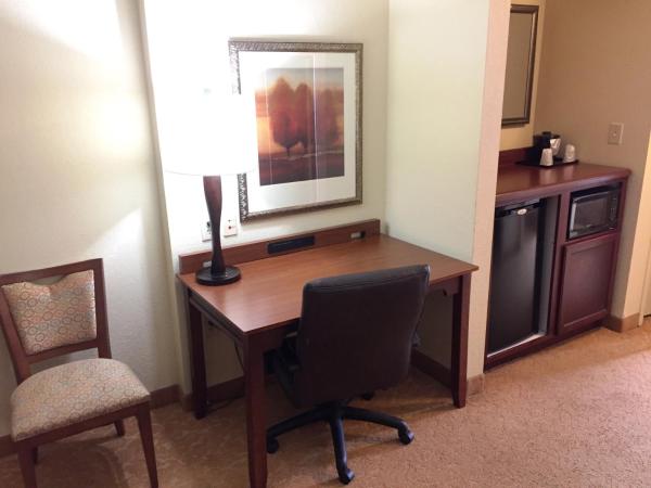 Country Inn & Suites Atlanta Downtown : photo 2 de la chambre suite 1 chambre lit queen-size - non-fumeurs