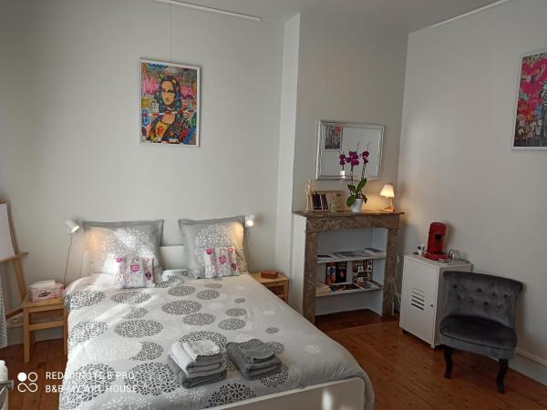 B&B My Art House (Douai Centre) : photo 4 de la chambre chambre double avec salle de bains privative - la galerie