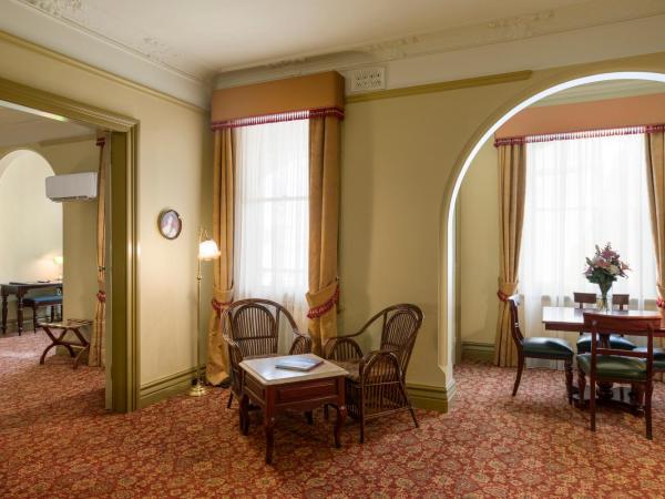 Hadley's Orient Hotel : photo 10 de la chambre victorian suite + book parking for only $5
