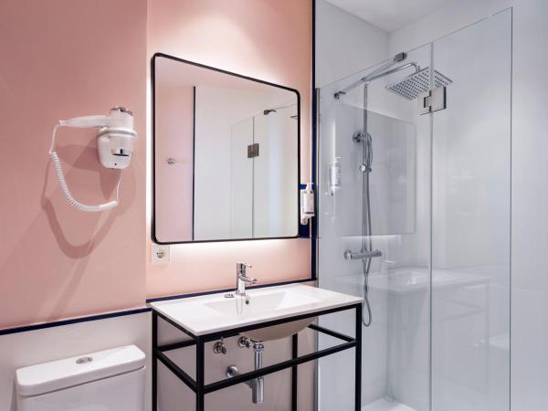 B&B HOTEL Madrid Centro Plaza Mayor : photo 6 de la chambre chambre simple