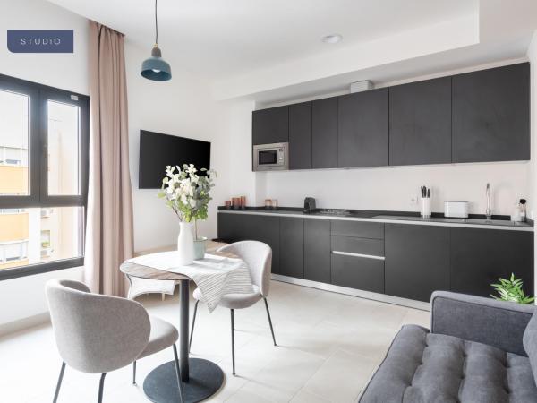 limehome Sevilla Calle Torcuato Luca de Tena - Digital Access : photo 3 de la chambre studio