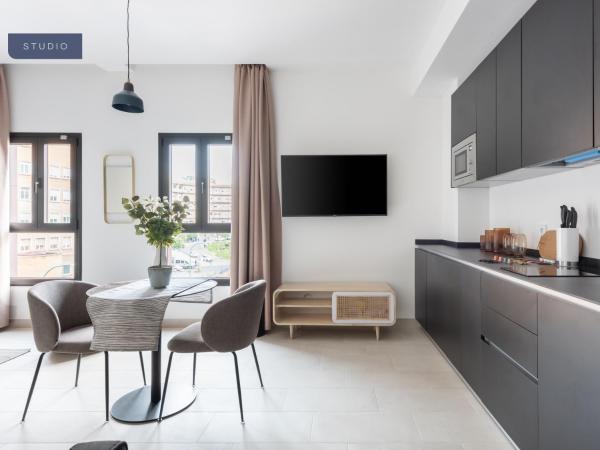 limehome Sevilla Calle Torcuato Luca de Tena - Digital Access : photo 1 de la chambre studio